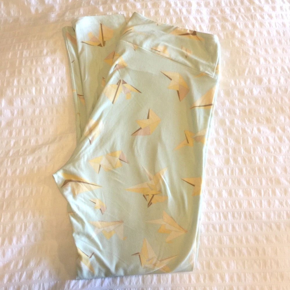 Lula Roe paper planes/origami/oragami* TC leggings